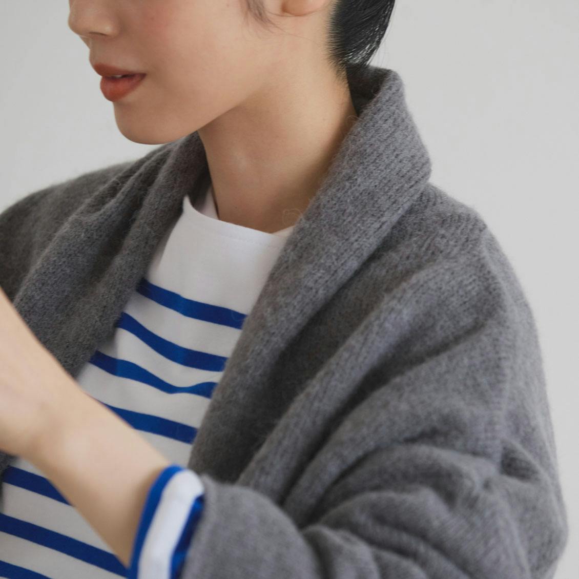 アルパカ混のふんわりカーディガン（ショート丈） - 北欧、暮らしの道具店