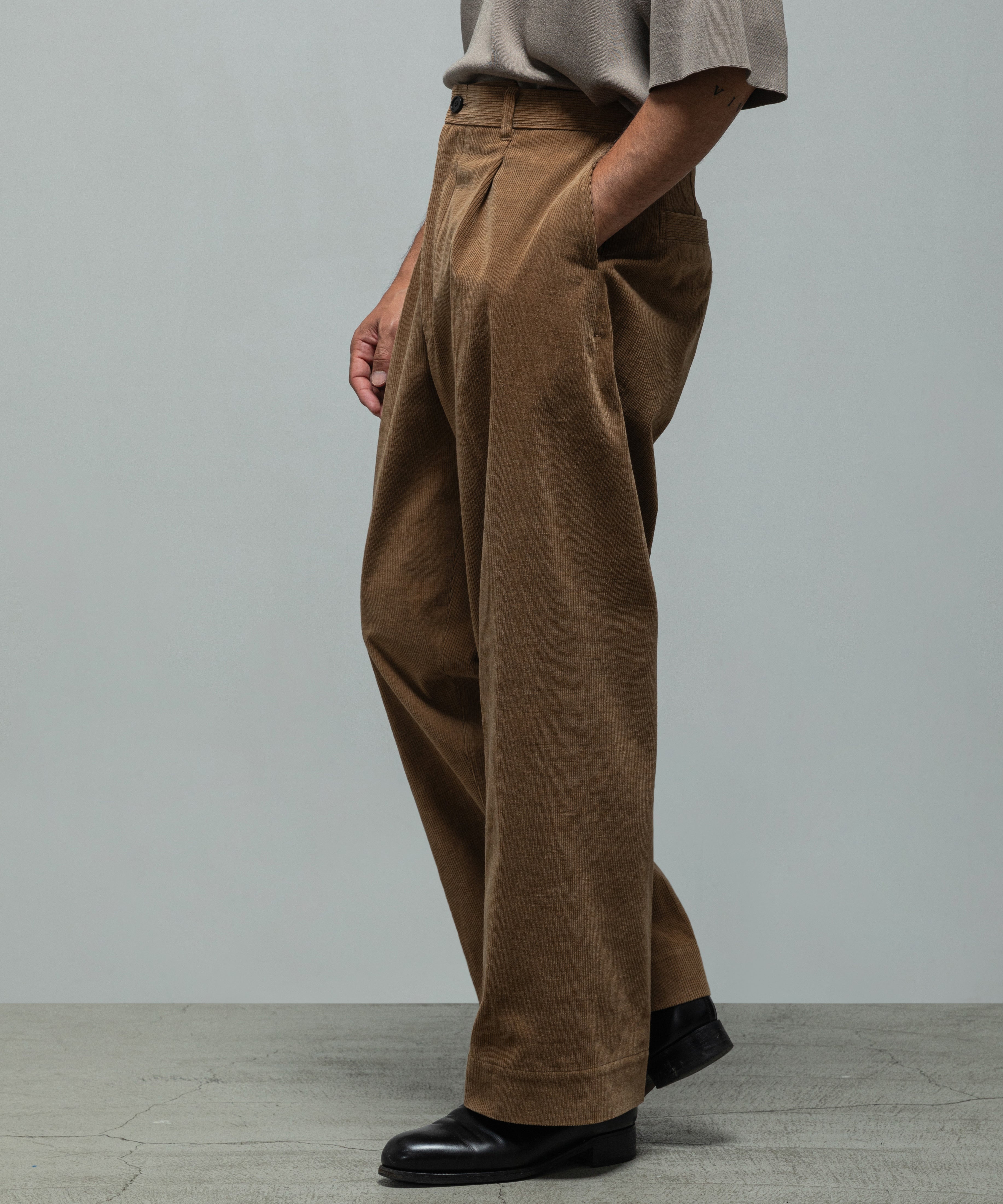 VELLUS TROUSERS – HUM VENT