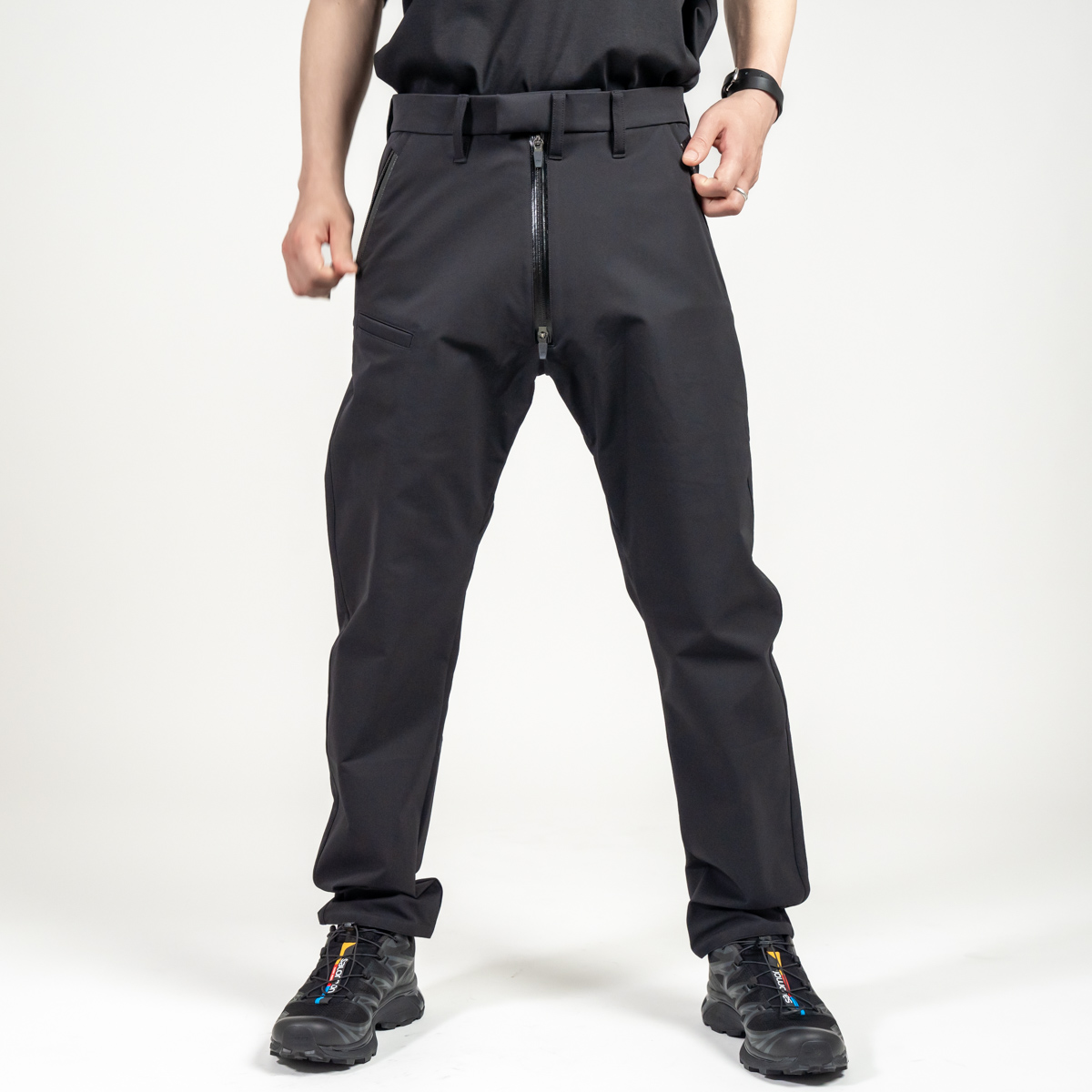 アクロニウムのショーラードライスキンパンツ(P47-DS) | HUES 福岡