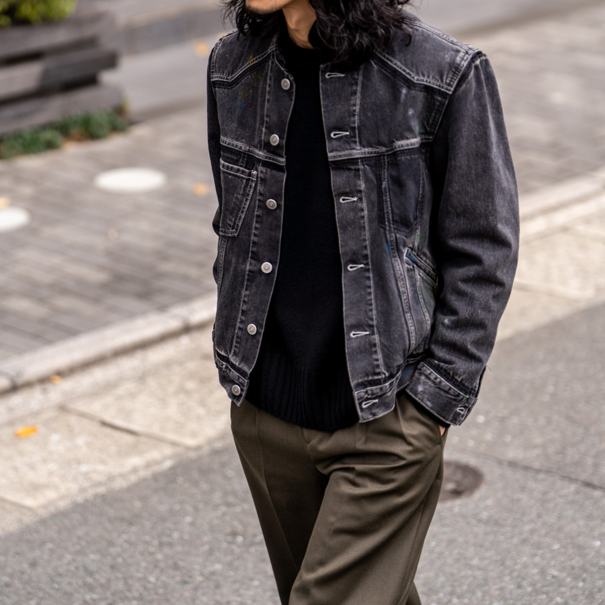 メゾンマルジェラのノーカラーデニムジャケット | HUES 福岡セレクト