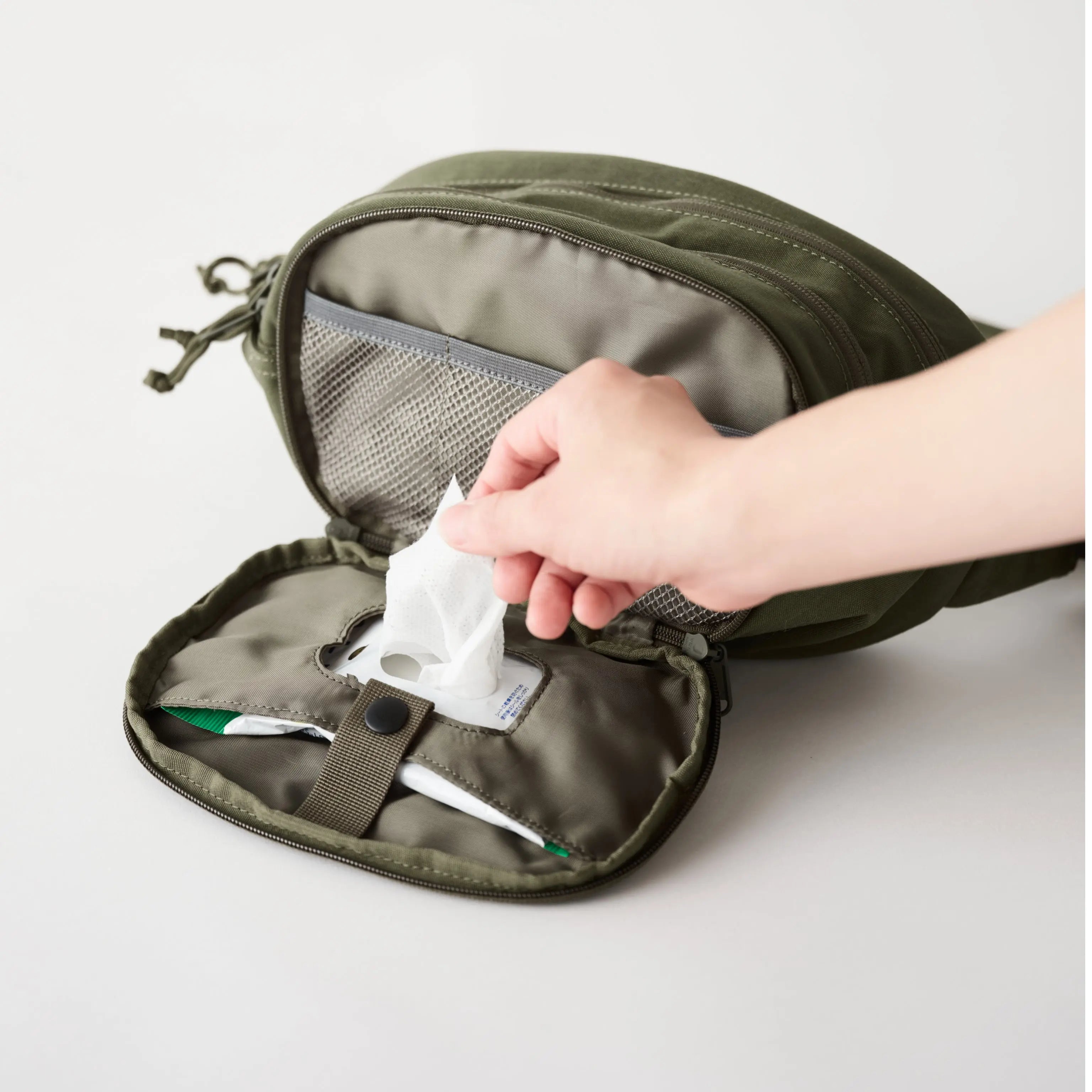 ヒップシート（カーキ）Hugoo®︎（ハグー）公式｜世界中のデザイン賞