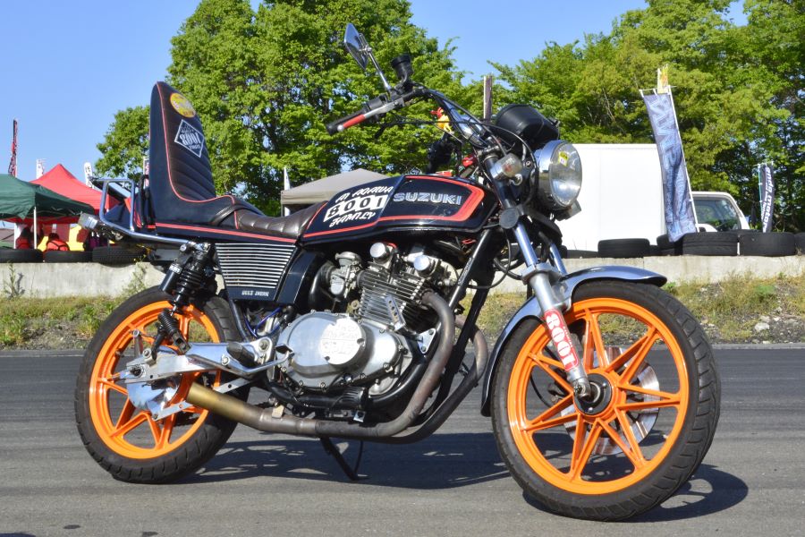 GSX400E】純正のシルエットを残したザリの仕様が洒落ていてクールすぎる！