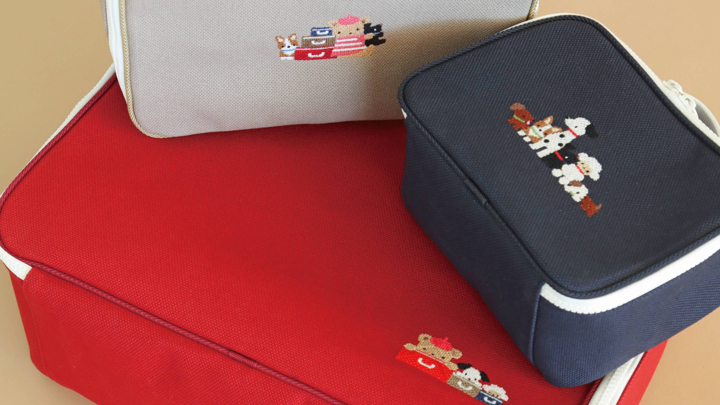 カスタマイズバニティケース | ファミリア公式サイト