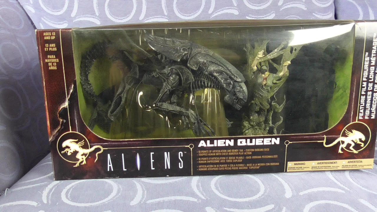 McFarlane Movie Maniacs Series 6 Alien Queen diorama - YouTube