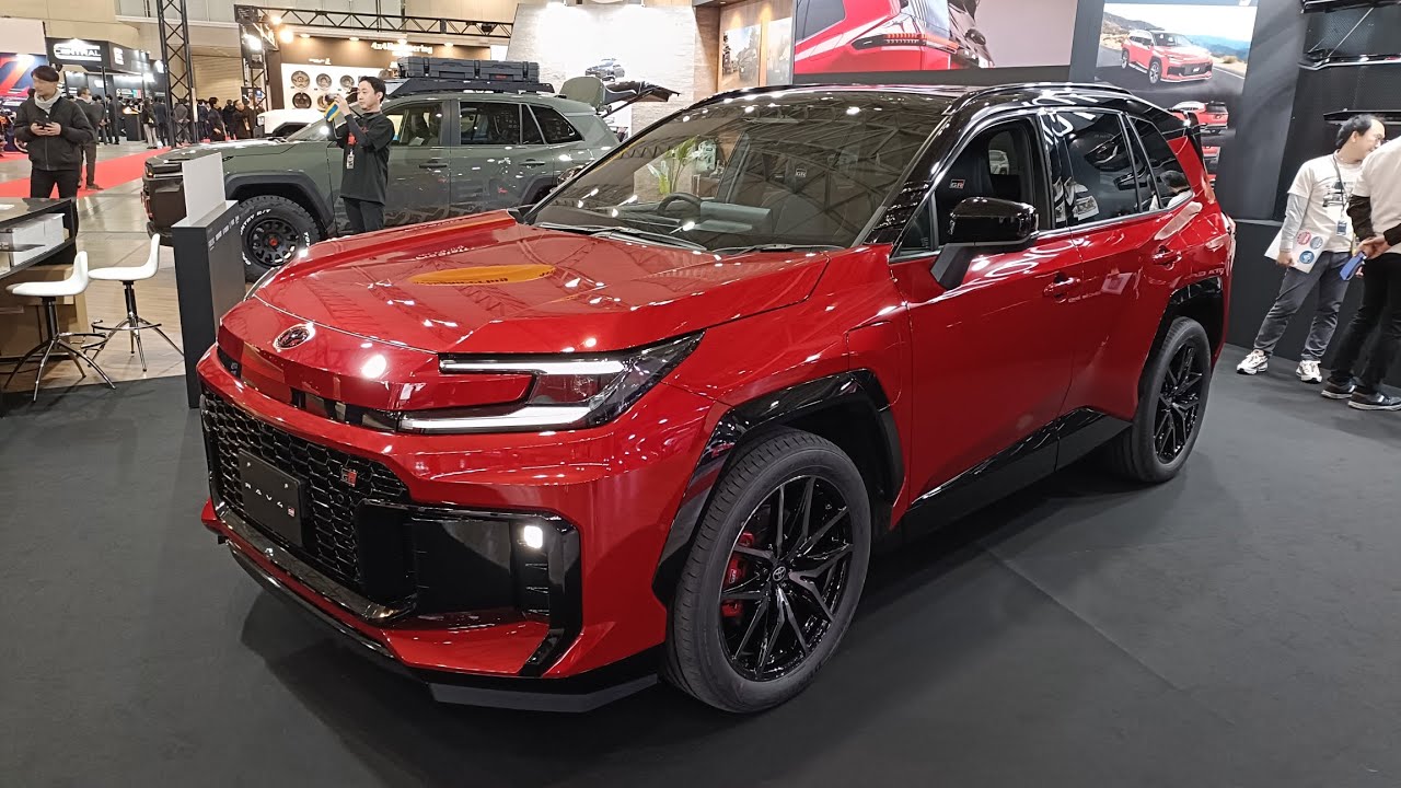 トヨタ 新型RAV4 GRスポーツ PHEV エモーショナルレッドⅡ - YouTube