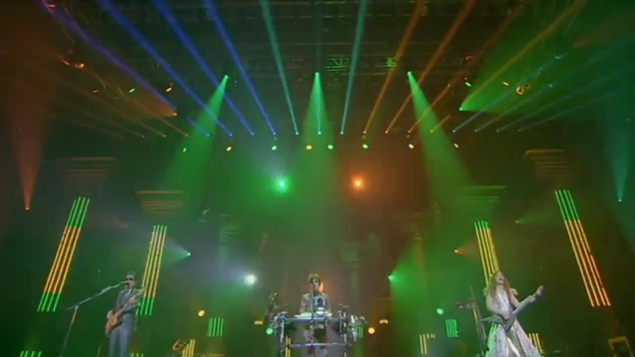THE ALFEE - 悲劇受胎 (40th Anniversary 2014 GENESIS FINAL) - YouTube