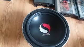 Kicker solo-baric S12D walk around. - YouTube