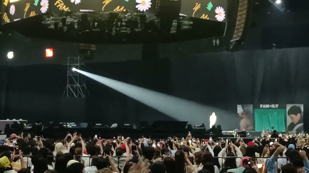 FAM MEETING : G-DRAGON #GDRAGON #GD #FAMPLUSILY #FAMILY