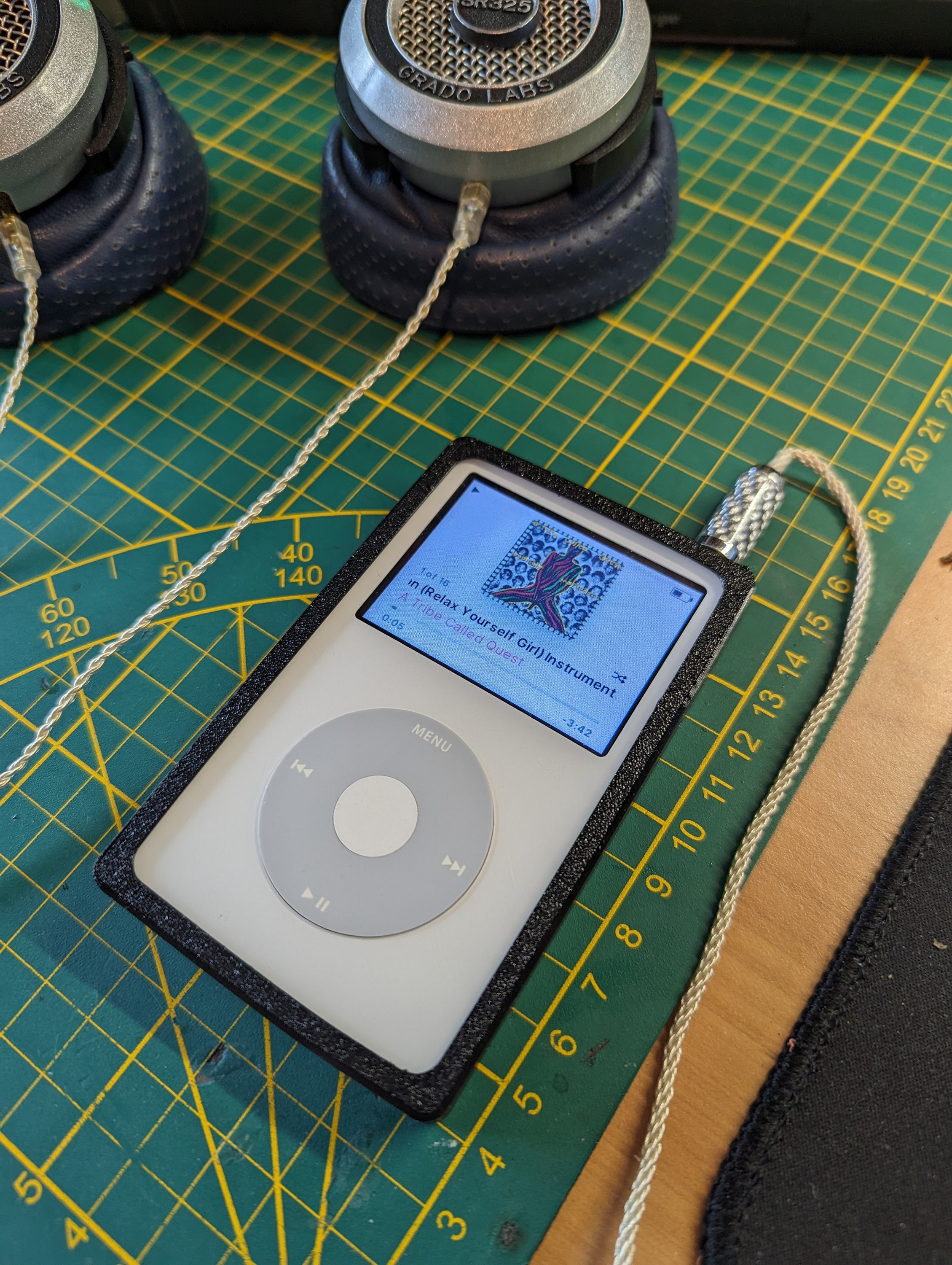 Ipod Classic 5/6/7th Gen Minimal Bumper Case - Etsy