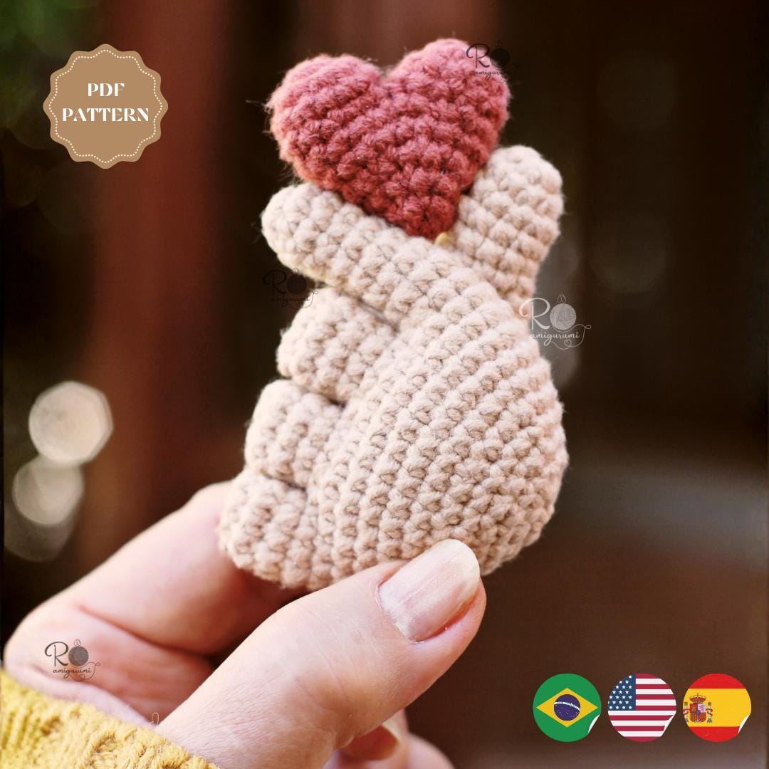 Korean Finger Heart Crochet Pattern – Kpop Amigurumi (PDF Tutorial