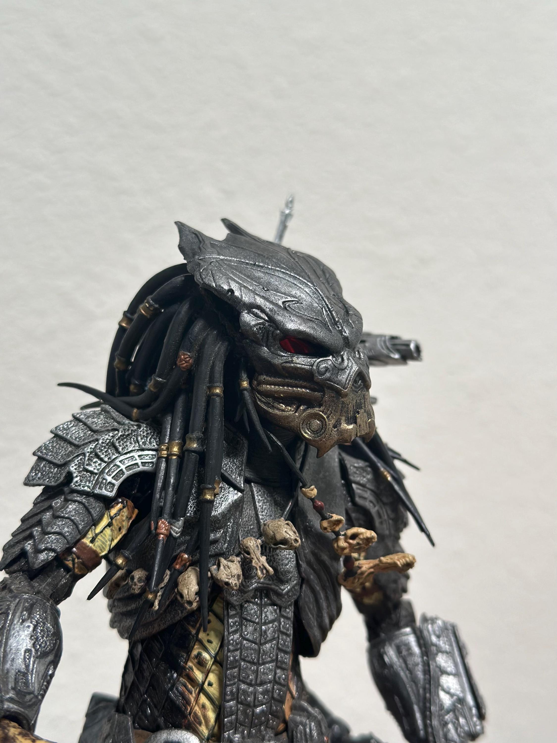 Custom Predator King Concept Battle Damaged Mask for Neca