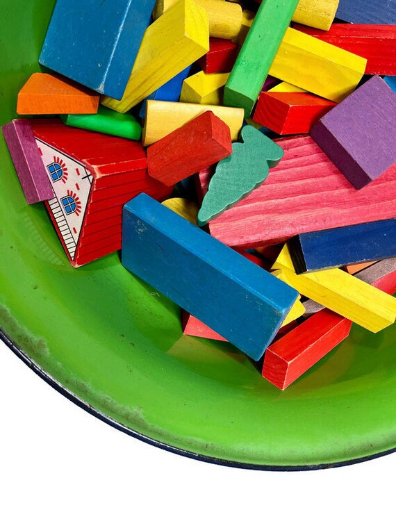 ヴィンテージ木製積み木：85種類の原色 - Etsy 日本