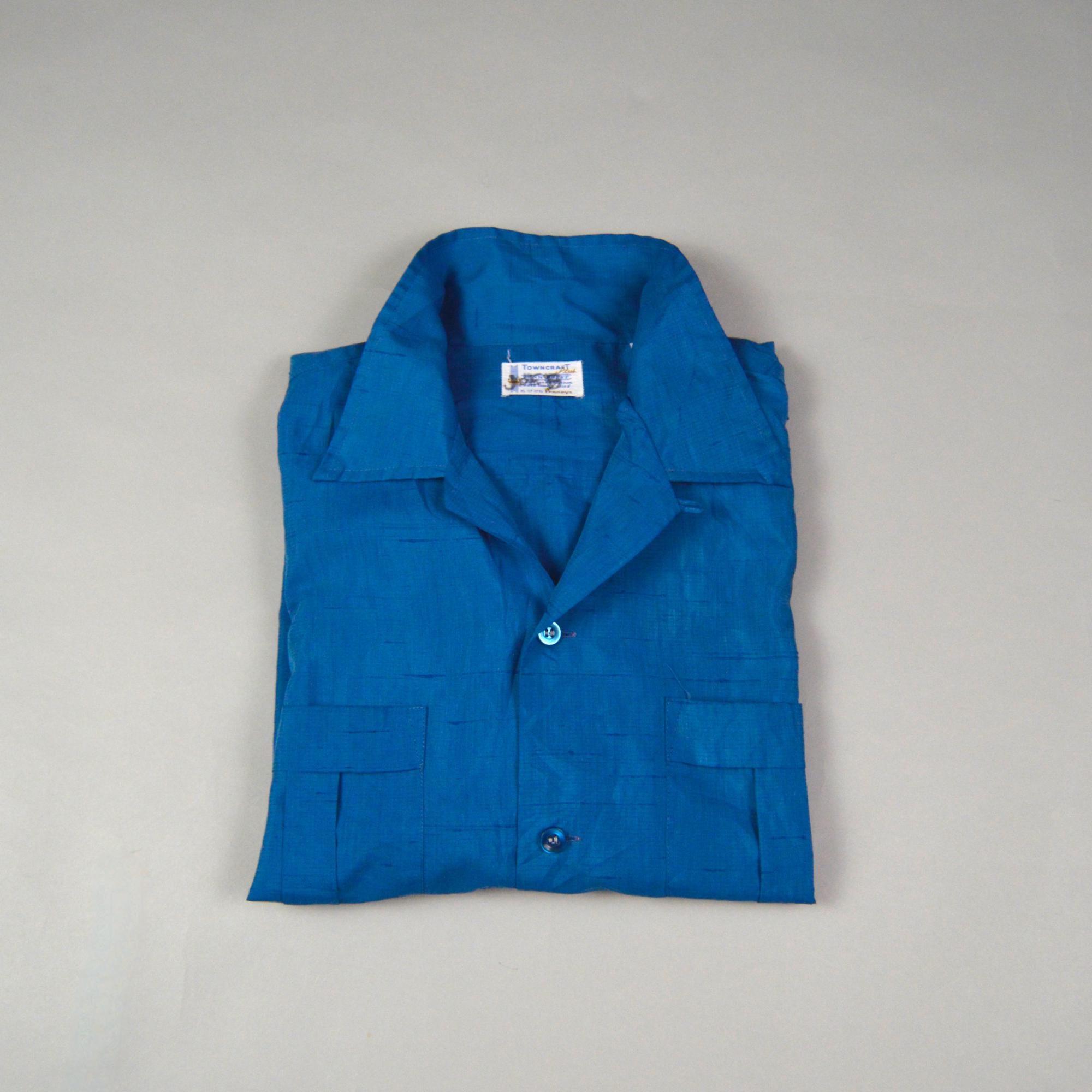 Vintage 1960s Size XL Bright Blue Loop Collar Shirt by Towncraft