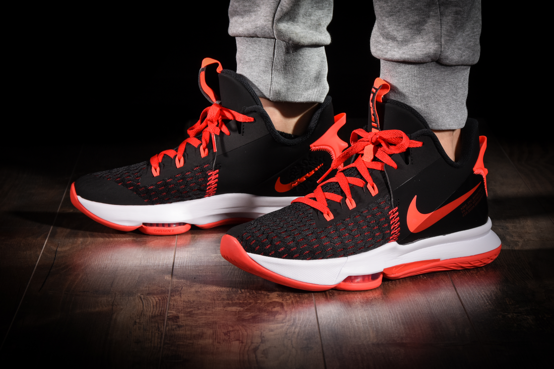 Nike LeBron Witness V CQ9380 005 Black/Bright Crimson New Men's Sz