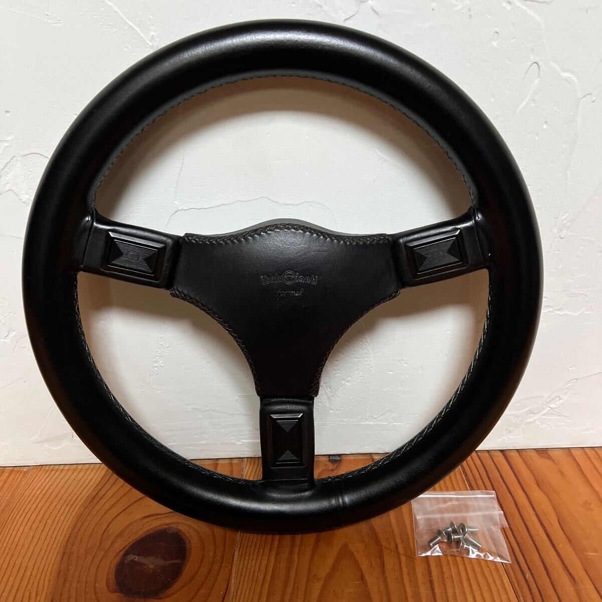 Italvolanti Formel Steering Wheel 320mm Black Leather Admiral