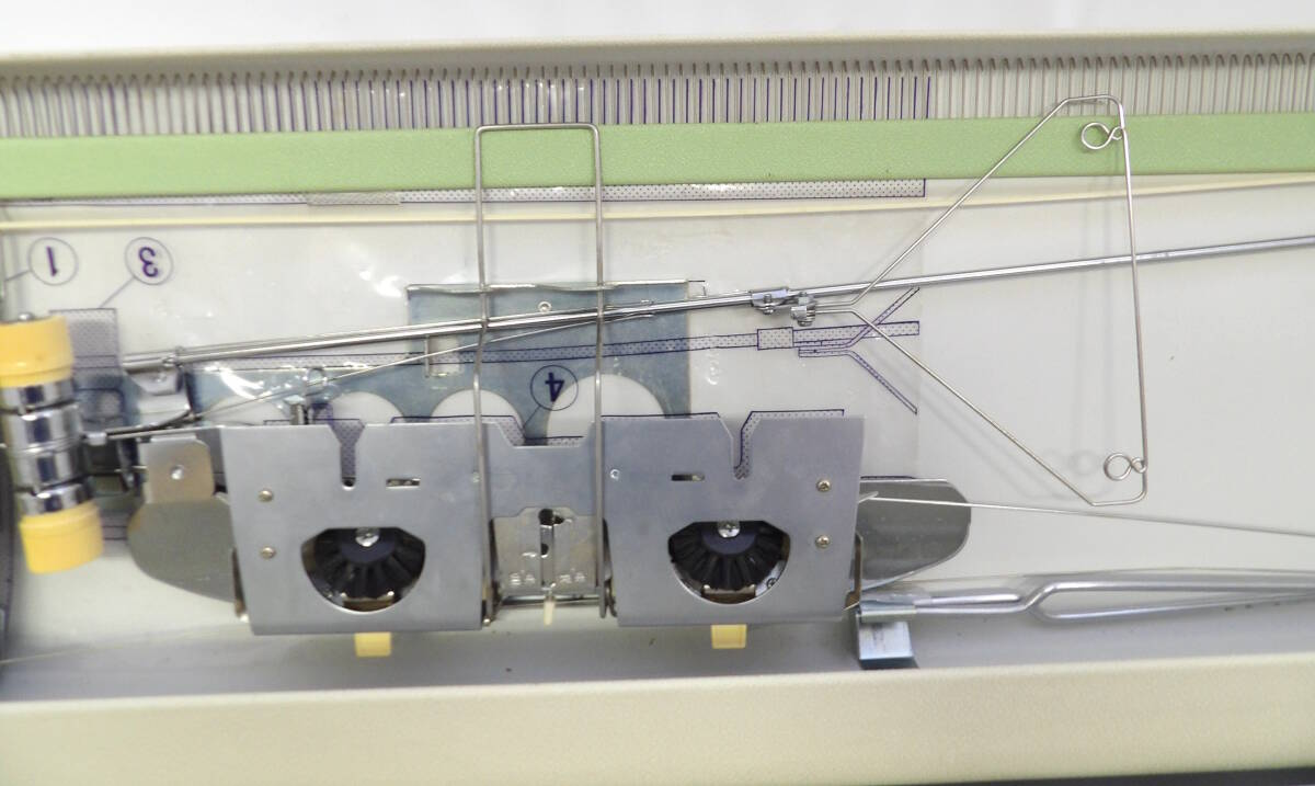 BROTHER KH-821 Knitting Machine Handicraft from Japan W/ Case