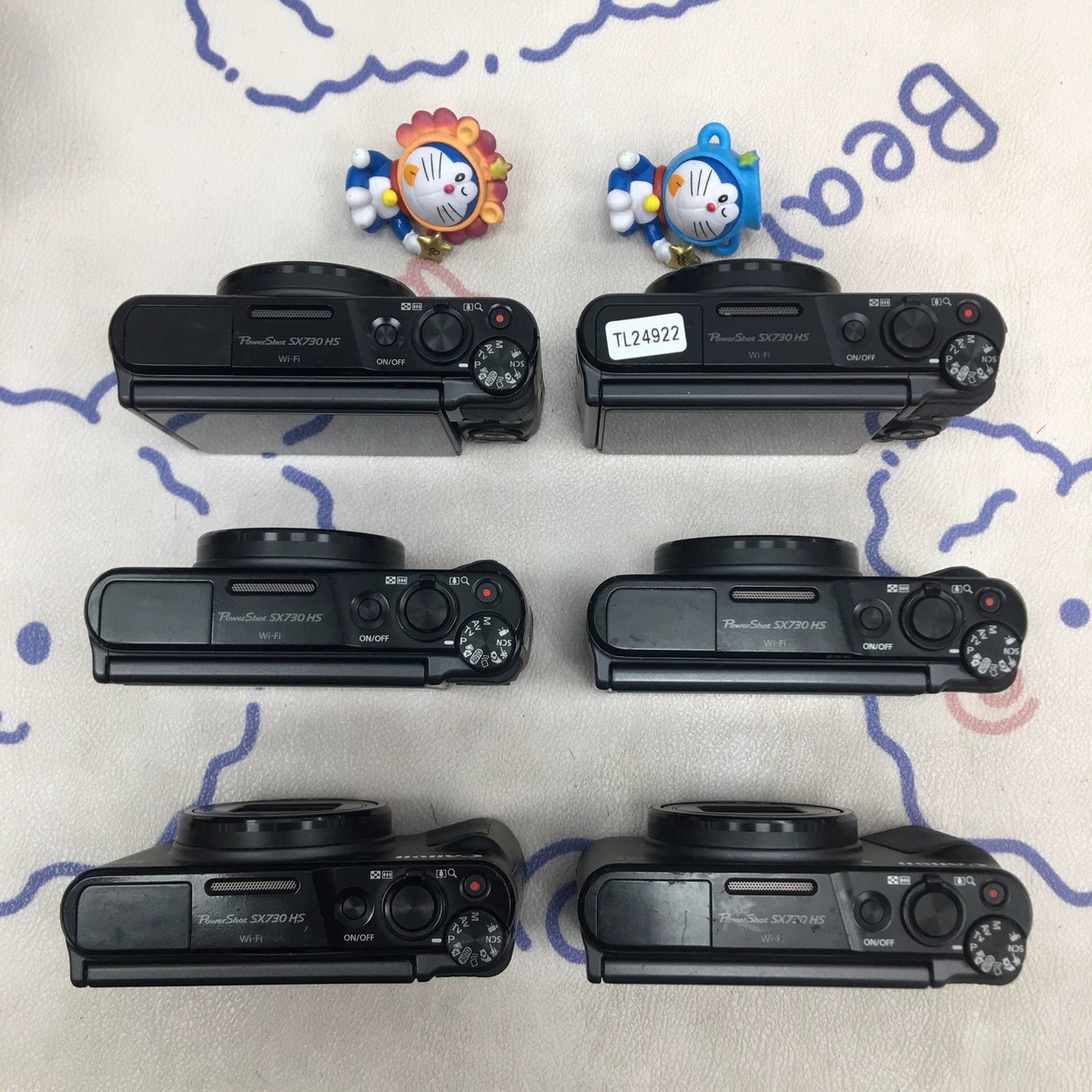 Canon PowerShot SX730 HS with Flip Screen 20.3MP 40x Digital