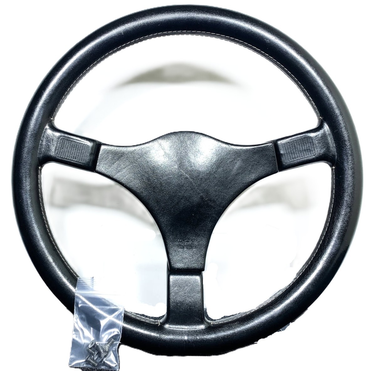 MOMO MYSTERE Center Pad Steering Wheel 360mm White Stitching 80's