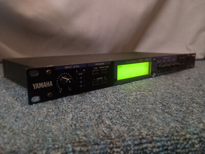 Yamaha Rev 500 Digital Reverberator Reverb Effect Processor REV500