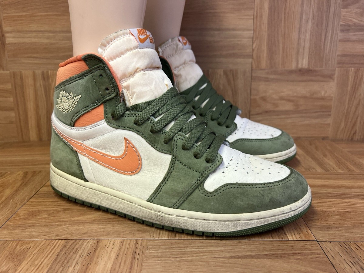 RARE🔥 Sz 10.5 - Nike Air Jordan 1 Retro High OG Celadon Sky Olive