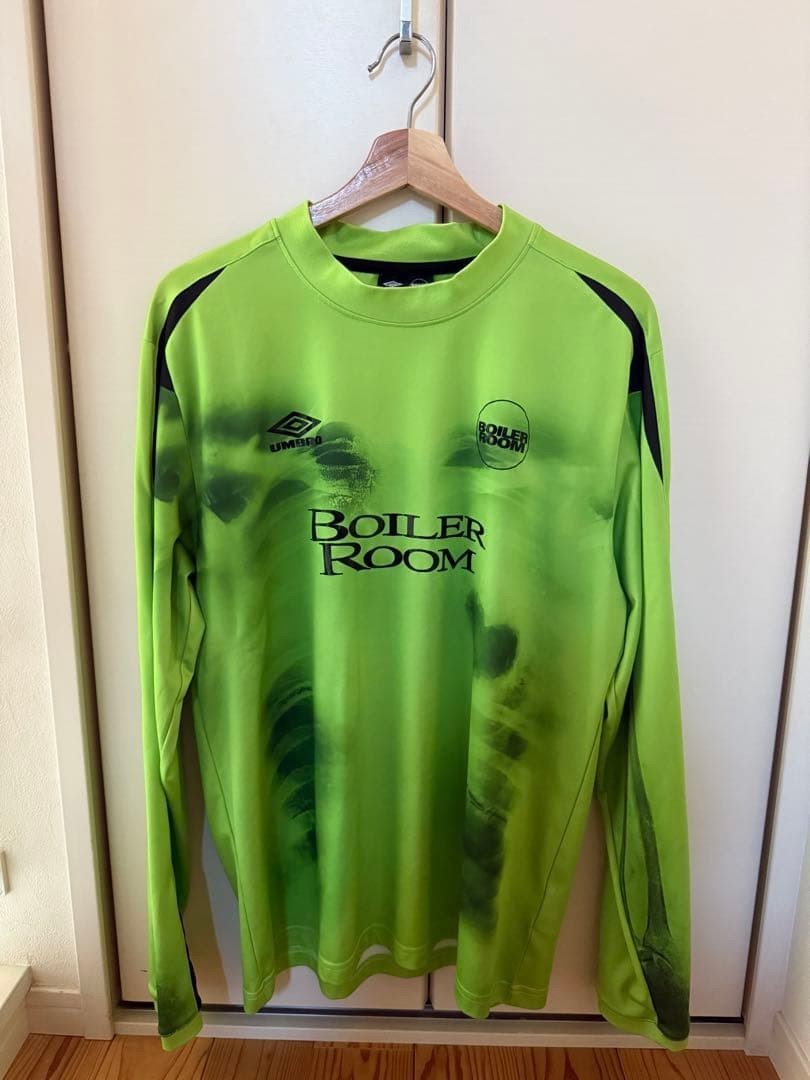 UMBRO boiler room game t-shirt long sleeve size-M color Green
