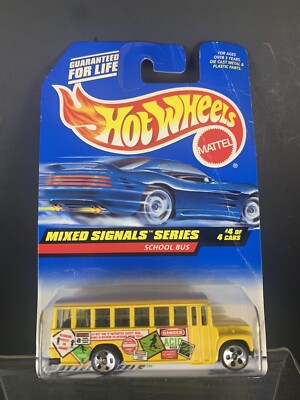 1998 Hot Wheels #736 Mixed Signals Series 4/4 SCHOOL BUS Yellow