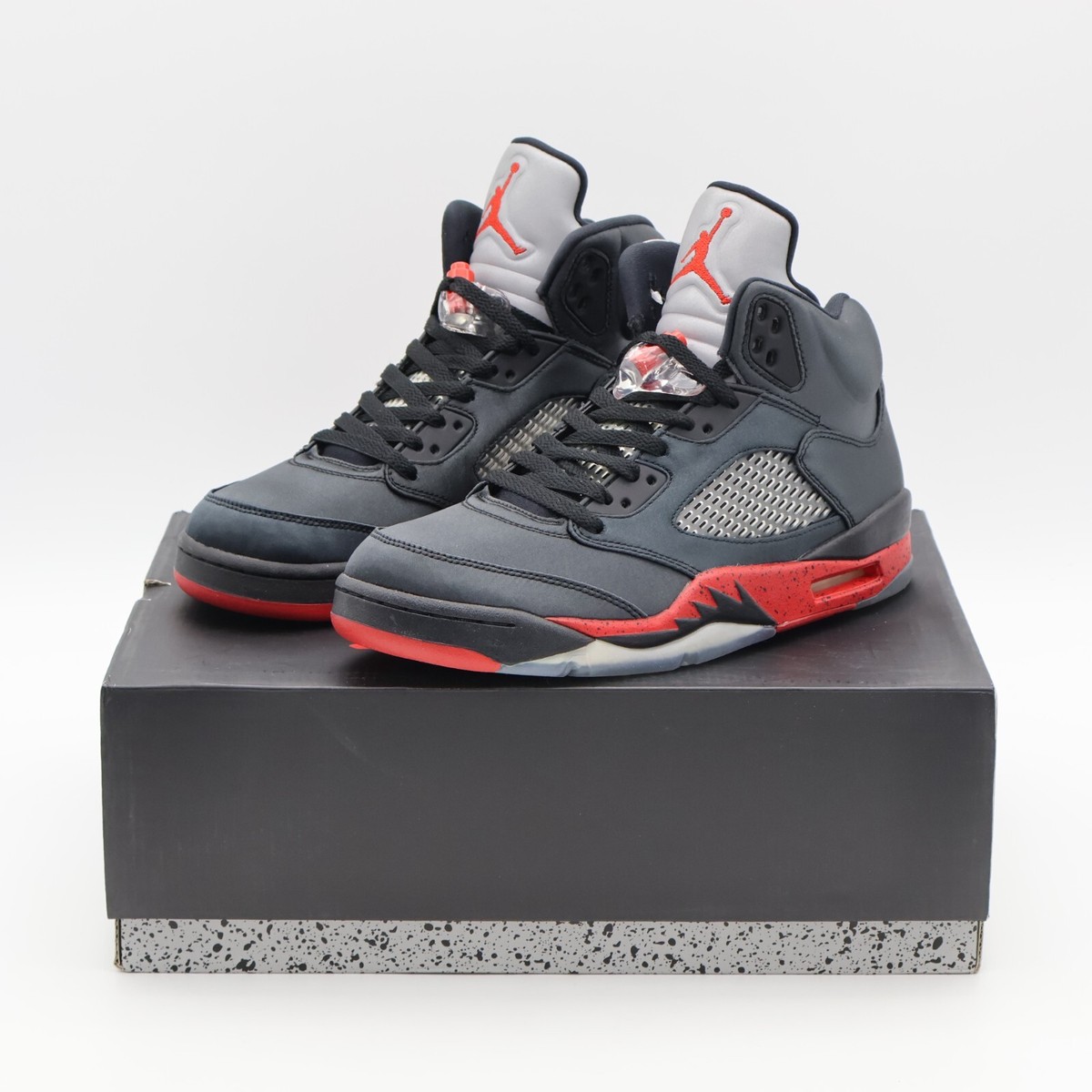 136027-006 Nike Air Jordan 5 Retro Satin Black University Red Bred
