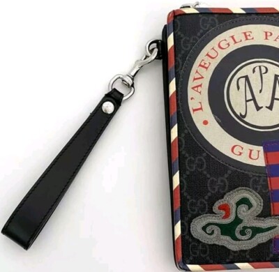 GUCCI Night Courier GG Supreme Tiger Black Clutch Bag Unisex Rare