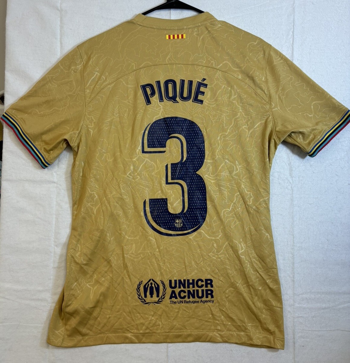 NWOT Men's Nike Pique FC Barcelona 22/23 Away Replica Jersey Size