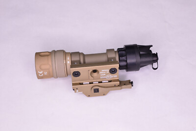 Surefire M952-V Tactical Flashlight with KM3 Vampire LED IR Head