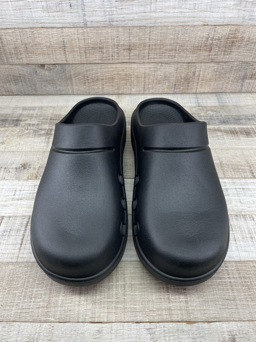 New Oofos OOcloog Black Casual Slip On Recovery Unisex Clogs sz W