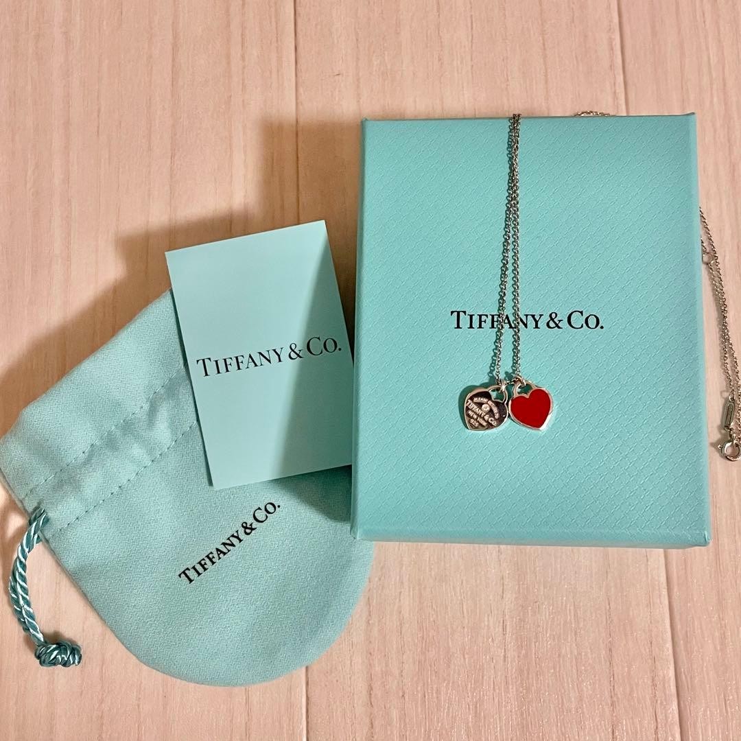 TIFFANY & Co. Return to Mini Double Red Heart Enamel Pendant