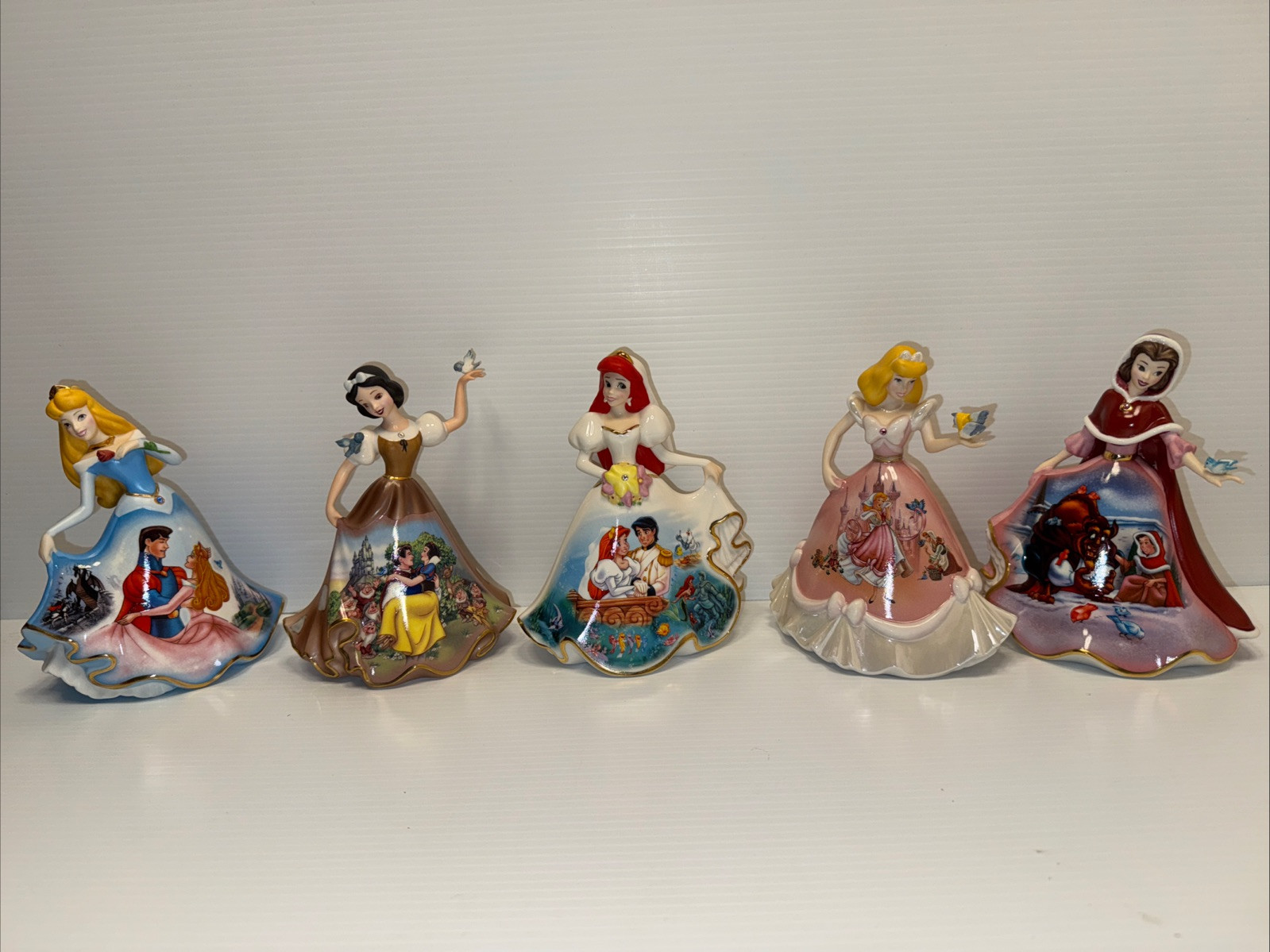 5 Bradford Exchange Edition 2005 Disney Princesses “Wish” bell