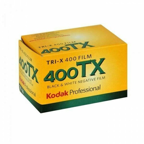 KODAK TRI-X Reversal Film 7266 / SP457 / 16 mm x 400 ft roll