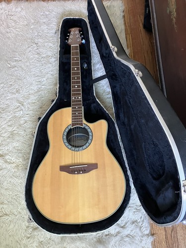 Ovation Celebrity CC057 Acoustic Electric Guitar - With Hard Case