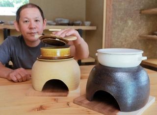 手軽にかまど炊きご飯を 陶製「かまどはん」、丹波の陶芸家が開発 改良