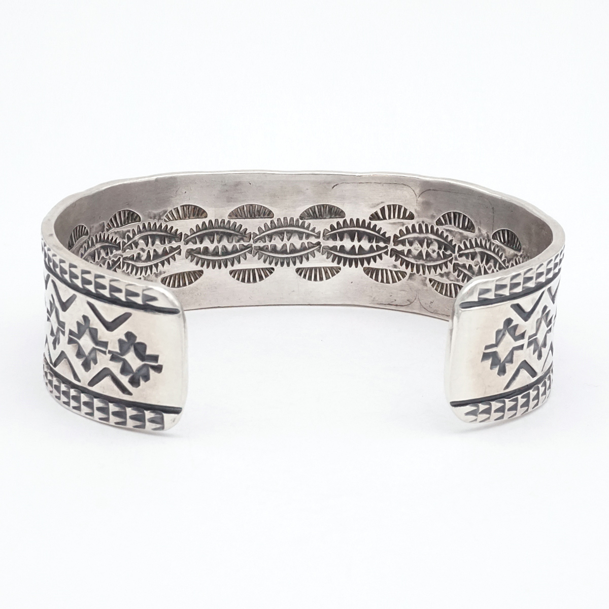 Chimayo Trading Navajo Rugs Pueblo Pottery Fine ArtNavajo Sterling