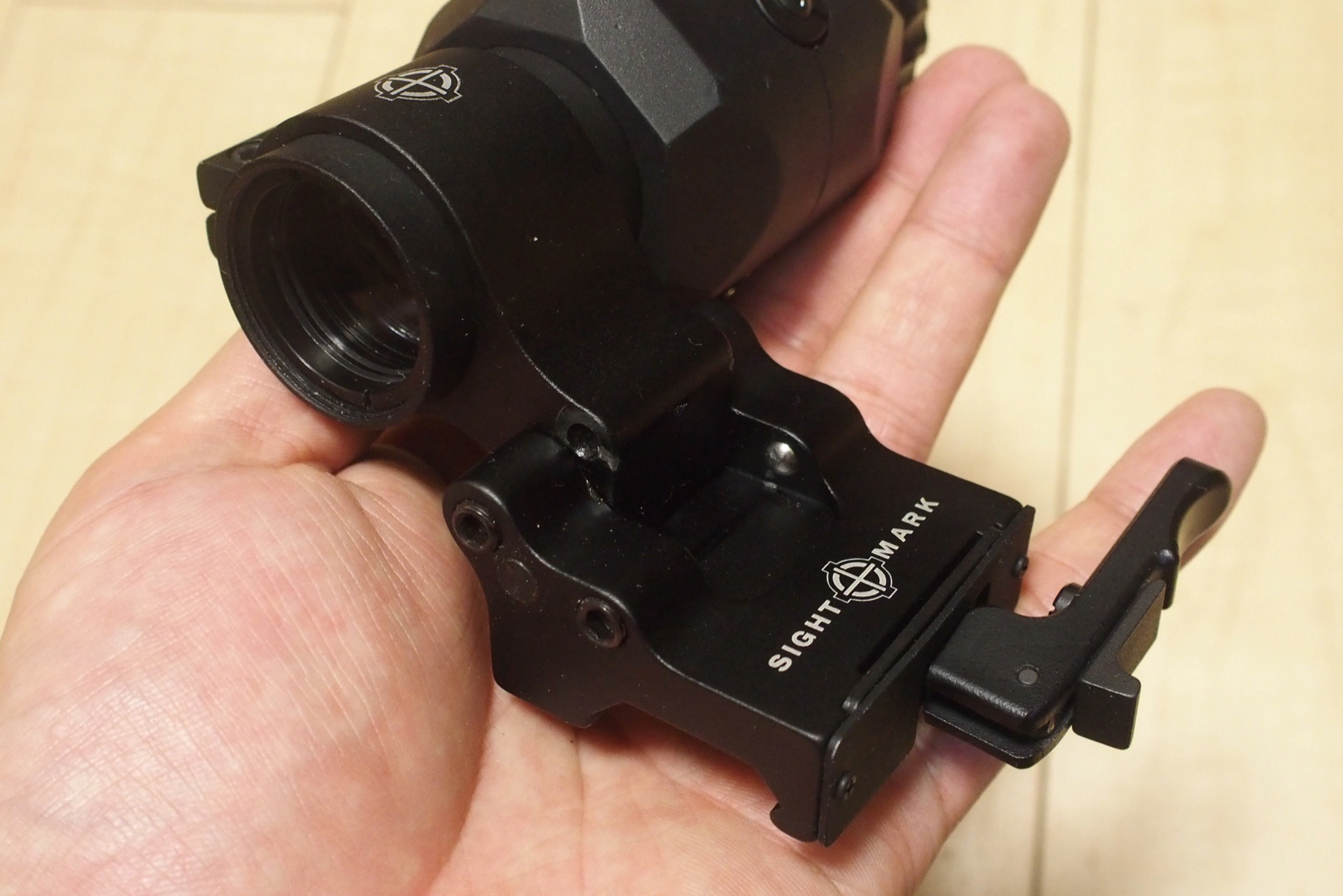 Sightmark製 3倍マグニファイア『XT-3 Tactical Magnifier』のレビュー