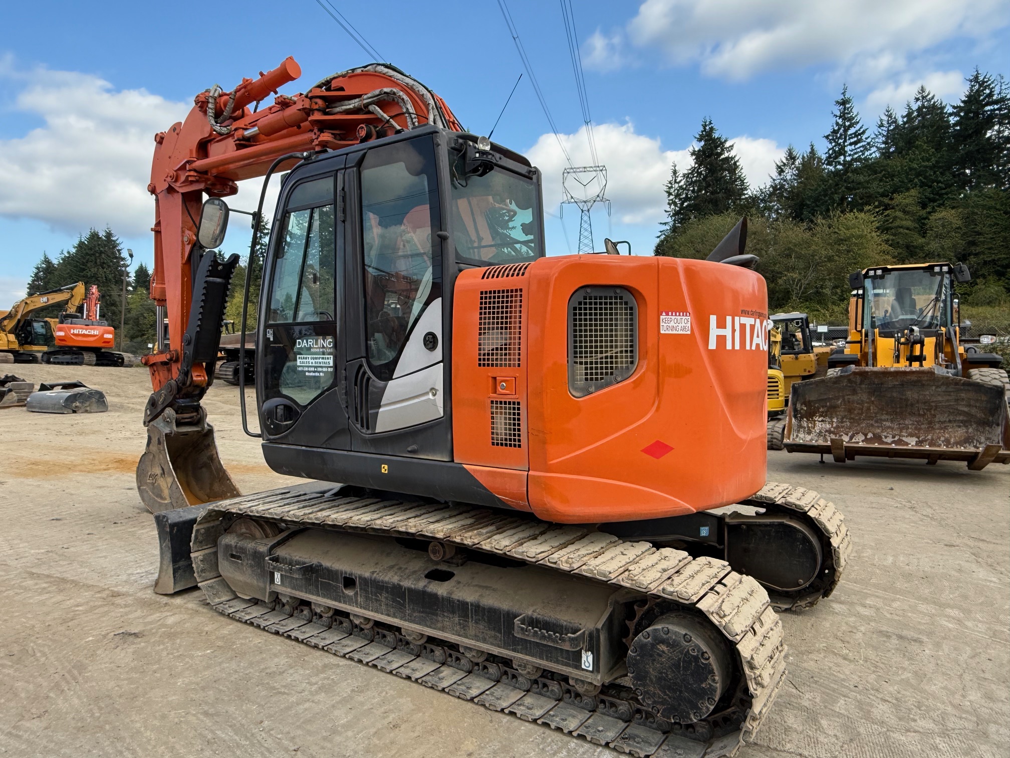 2016 HITACHI ZX135US-5 - Darling Sons Intl