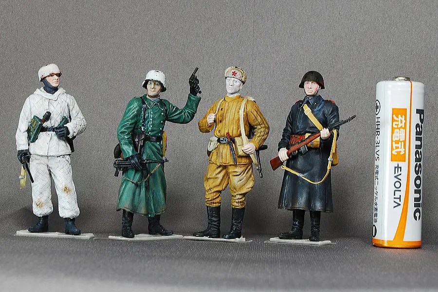 ドイツ兵 ソビエト兵 冬季装備 1942-43 ドラゴン 1/35 組立と塗装