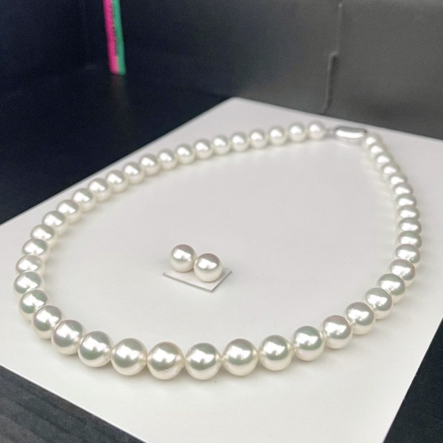 アコヤ真珠ネックレス8.5-9.0㎜真科研無調色鑑別付きテリ巻重視セット