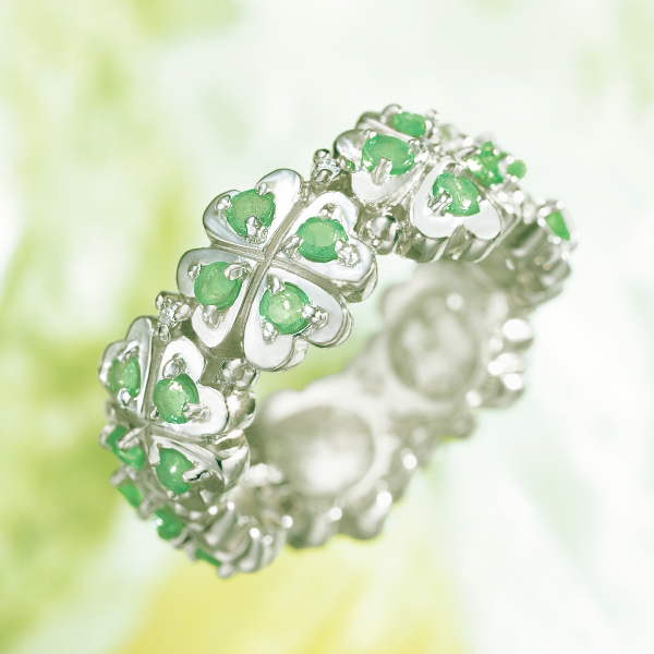 エメラルドのクローバー＞宝飾フルエタニティリング：I・E・I