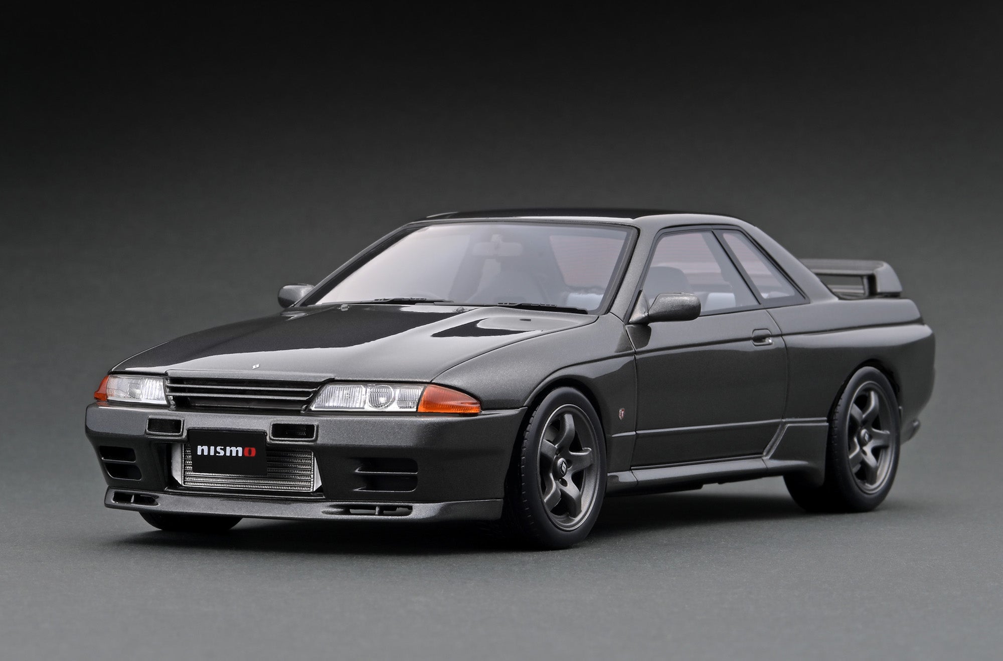 IG2167 Nissan Skyline GT-R NISMO (BNR32) Gun Gray Metallic