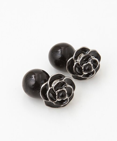 カメリアイヤリング （ピアス・イヤリング）｜INGEBORG / インゲボルグ