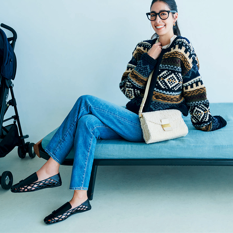 ママ社交に『セルジオ ロッシ』のスリッポンが人気の理由！待望の新作