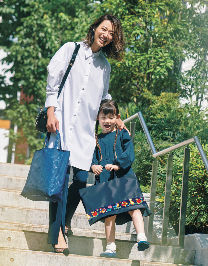 フェイラーからニュース！〝きちんと〟可愛い♡紺色アイテムが登場 | VERY