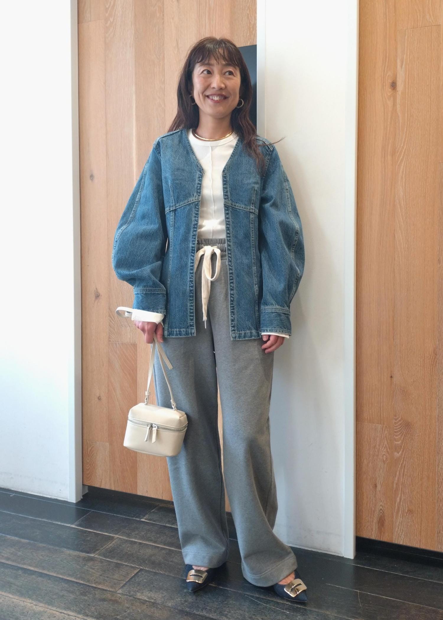 フロントホックデニムブラウス / enoki / ADAM ET ROPÉ FEMME ｜J