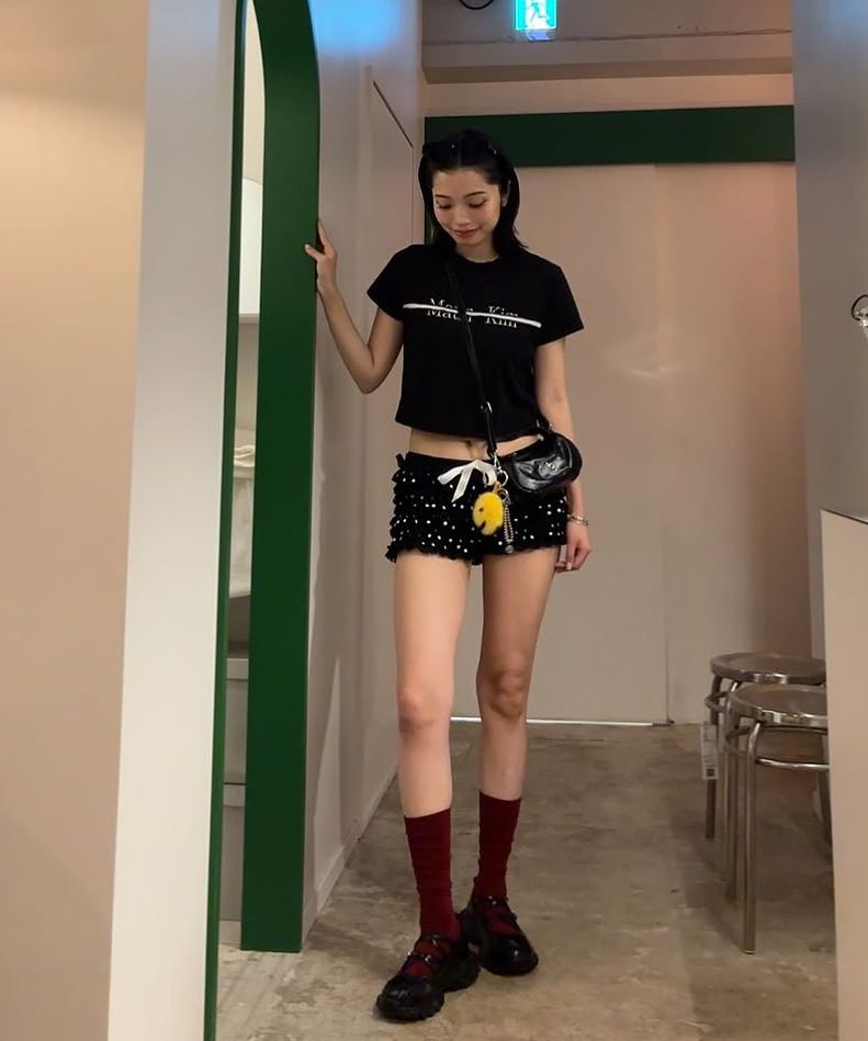 MUSINSA公式 | GLOWNY COCO DOT BLOOMER SHORTS (BLACK)