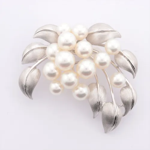 タサキ パール ブローチ K18 WG ABランクの買取実績価格（a0477024