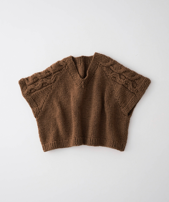 ペルーラグランケーブルニットベスト｜nest Robe / CONFECT ONLINE SHOP